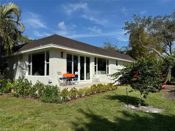 Naples, FL 34112,215 Lanchester CT #44
