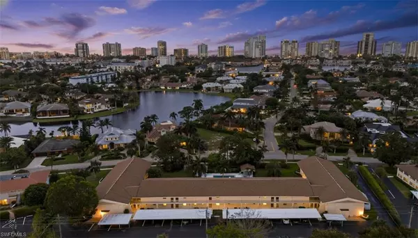 Naples, FL 34103,4126 Belair LN #B1