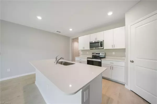 Fort Myers, FL 33905,2965 Ernest WAY