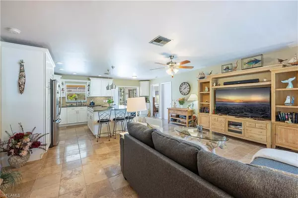 Bonita Springs, FL 34135,11160 Orangewood DR