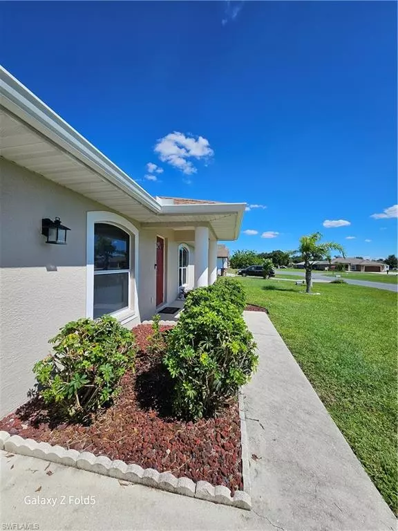 Lehigh Acres, FL 33936,1642 Cheshire CIR N