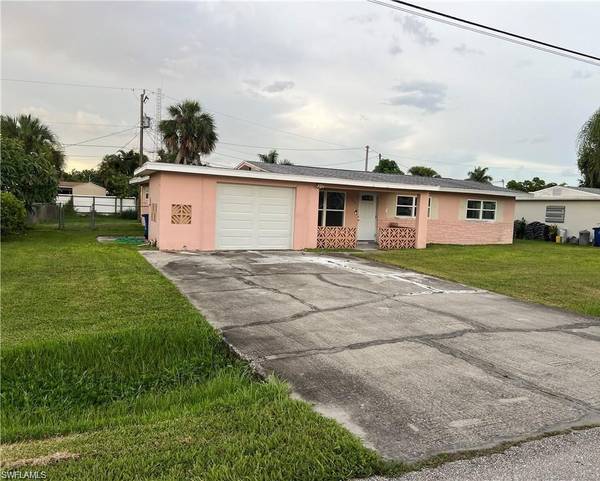 160 Brooks RD, North Fort Myers, FL 33917