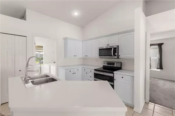 Cape Coral, FL 33914,3320 SW 11th AVE