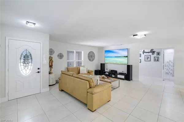 Naples, FL 34105,2855 66th ST SW