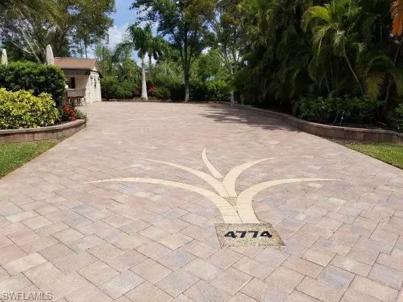 Naples, FL 34114,4774 Southern Breeze DR