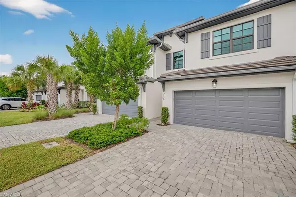 Naples, FL 34119,7570 Rockefeller DR