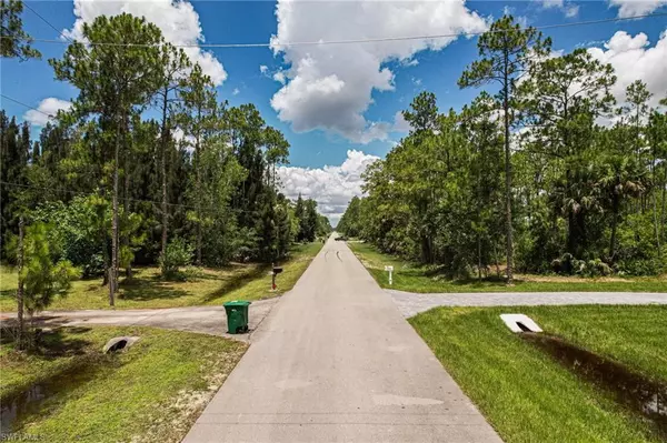 Naples, FL 34120,6 AVE NE