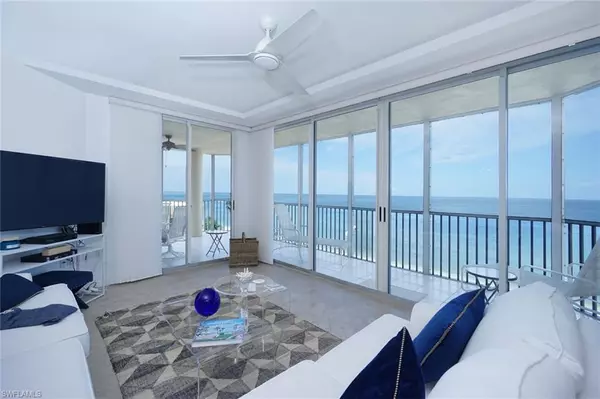 Naples, FL 34108,9577 Gulf Shore DR #601