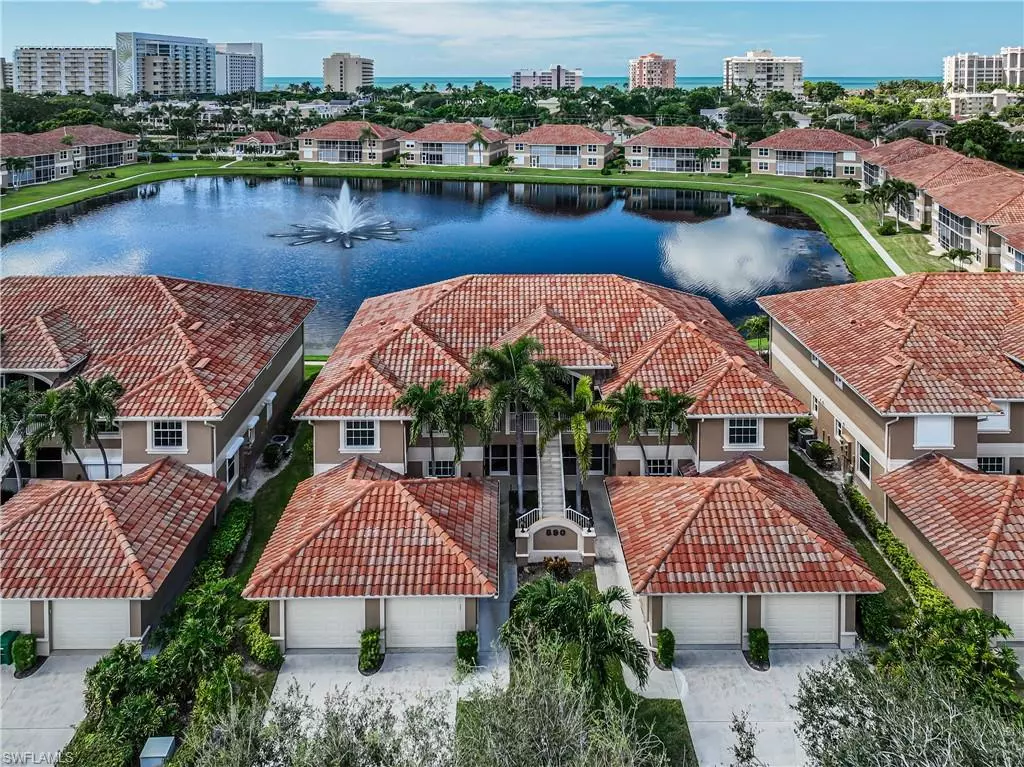 Marco Island, FL 34145,590 Club Marco CIR #9-102