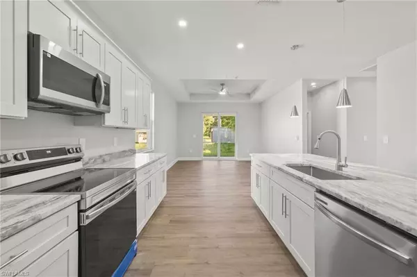 Fort Myers, FL 33916,4117 Woodside AVE