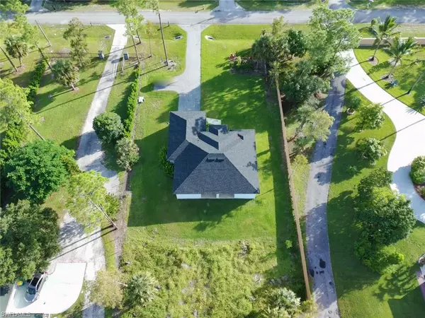 Naples, FL 34120,1105 22nd AVE NE