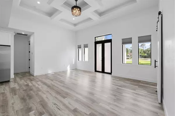 Naples, FL 34120,1105 22nd AVE NE