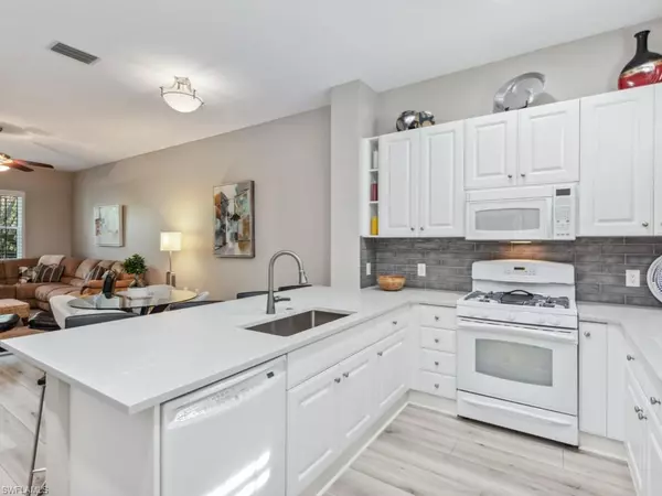 Naples, FL 34114,9270 Campanile CIR #202