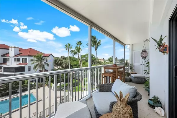 Naples, FL 34113,60 Pelican ST W #407