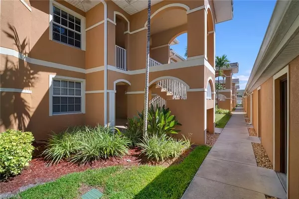Cape Coral, FL 33909,1076 Winding Pines CIR #202