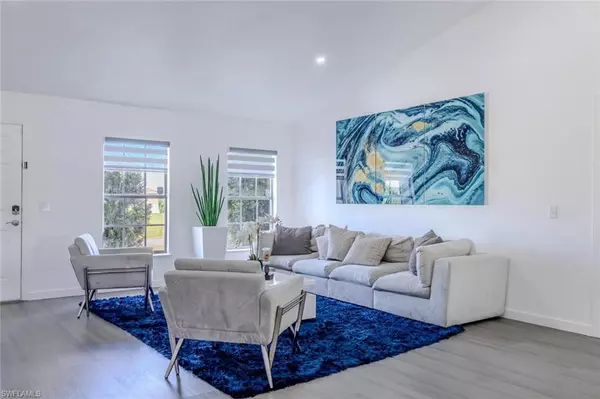 326 NE 10th TER, Cape Coral, FL 33909