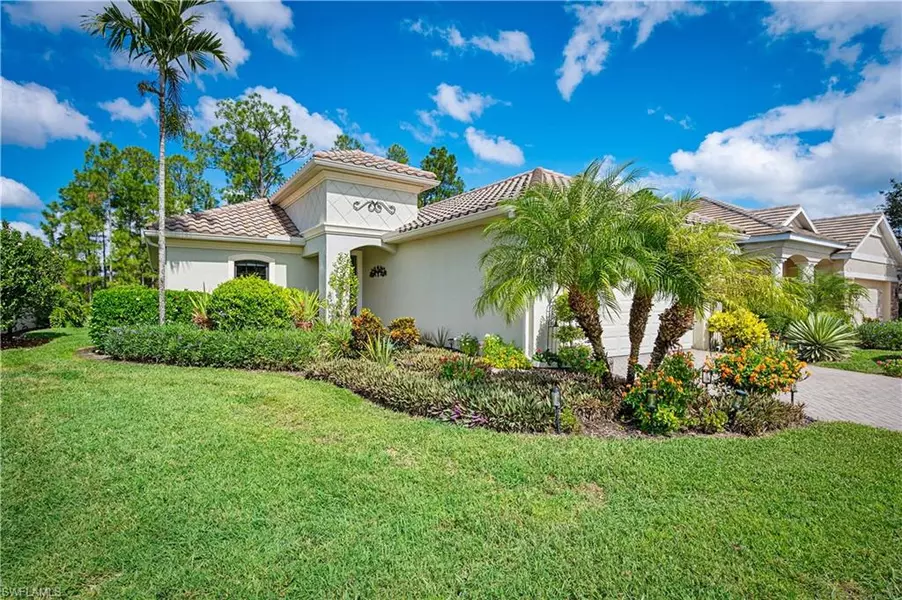 3585 Canopy CIR, Naples, FL 34120