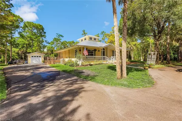 Naples, FL 34117,611 8th ST SE