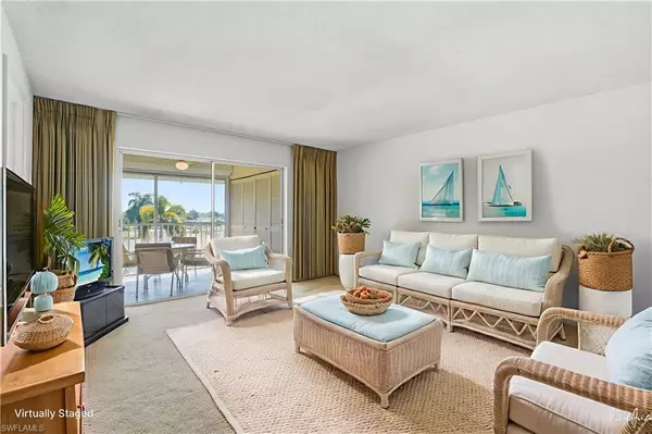 5451 Rattlesnake Hamm RD #D-305, Naples, FL 34113