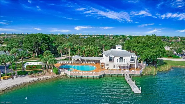 Naples, FL 34109,2530 Citrus Lake DR #X101