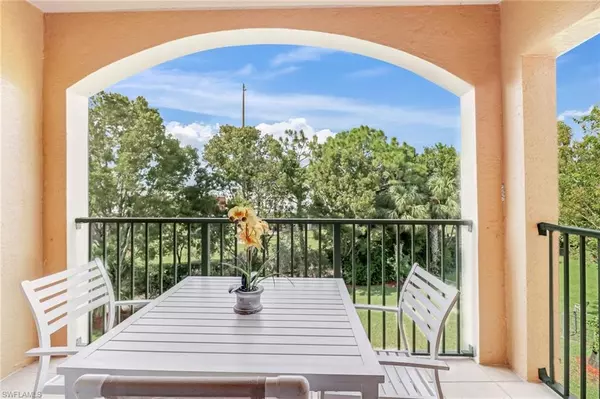1190 Wildwood Lakes BLVD #306, Naples, FL 34104