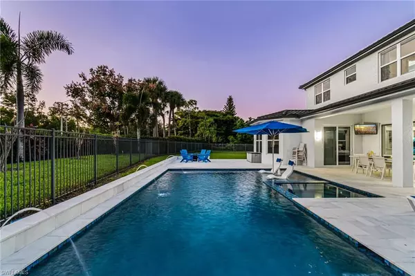 Naples, FL 34119,1801 Senegal Date DR