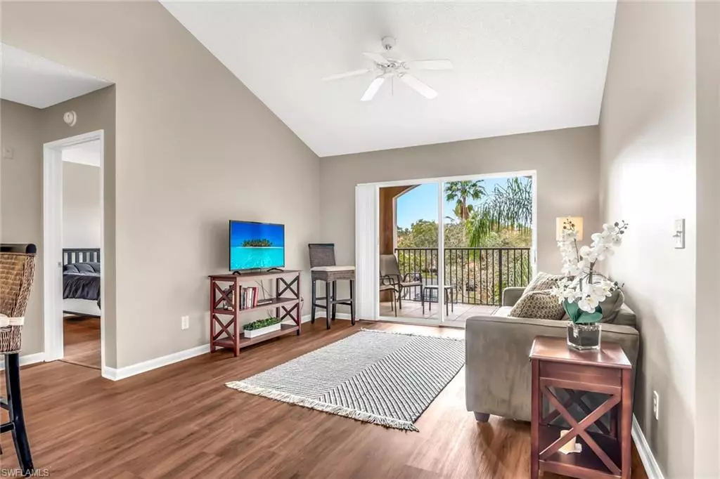 Naples, FL 34104,1250 Wildwood Lakes BLVD #305