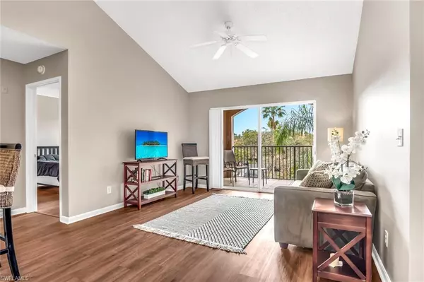 1250 Wildwood Lakes BLVD #305, Naples, FL 34104