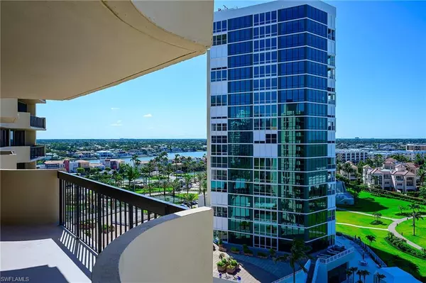 Naples, FL 34103,4001 Gulf Shore BLVD N #1105