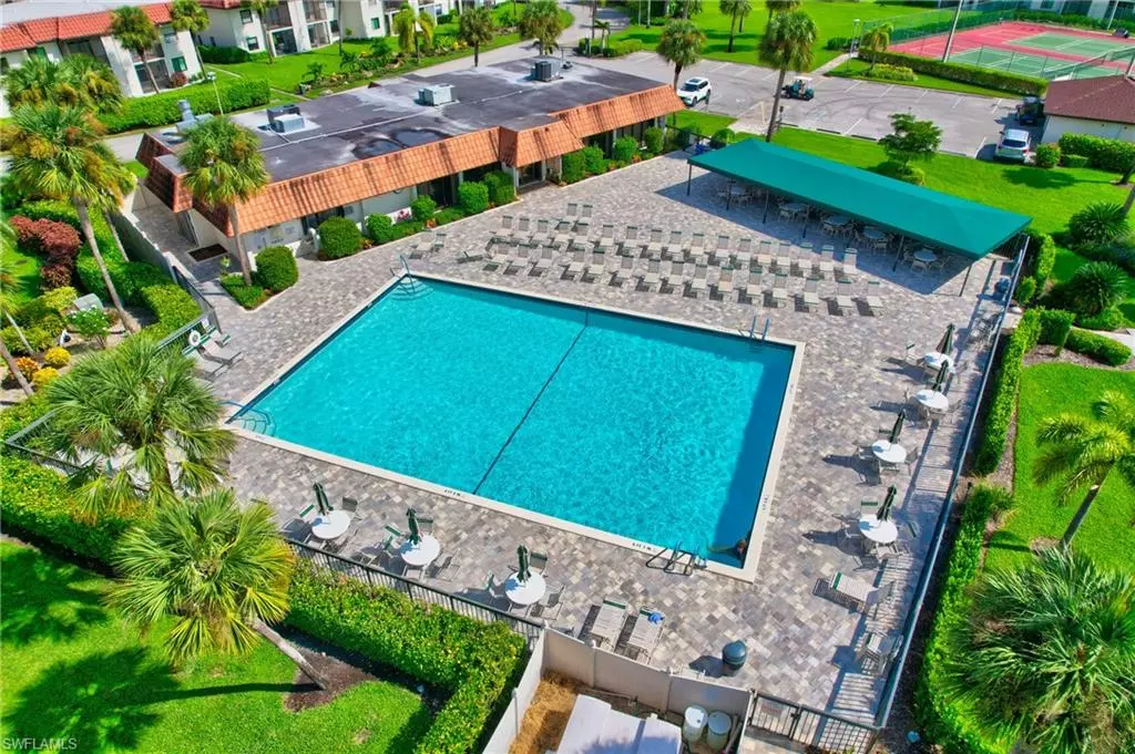 Naples, FL 34116,4372 27th CT SW #109