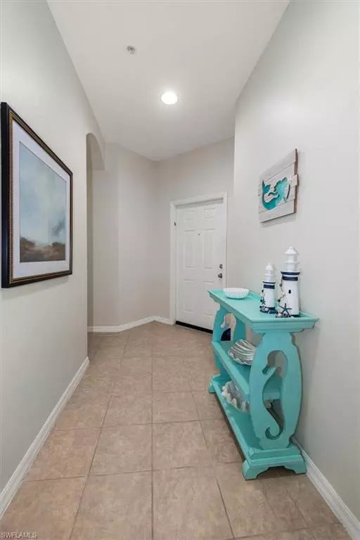 Bonita Springs, FL 34135,28105 Mandolin CT #213