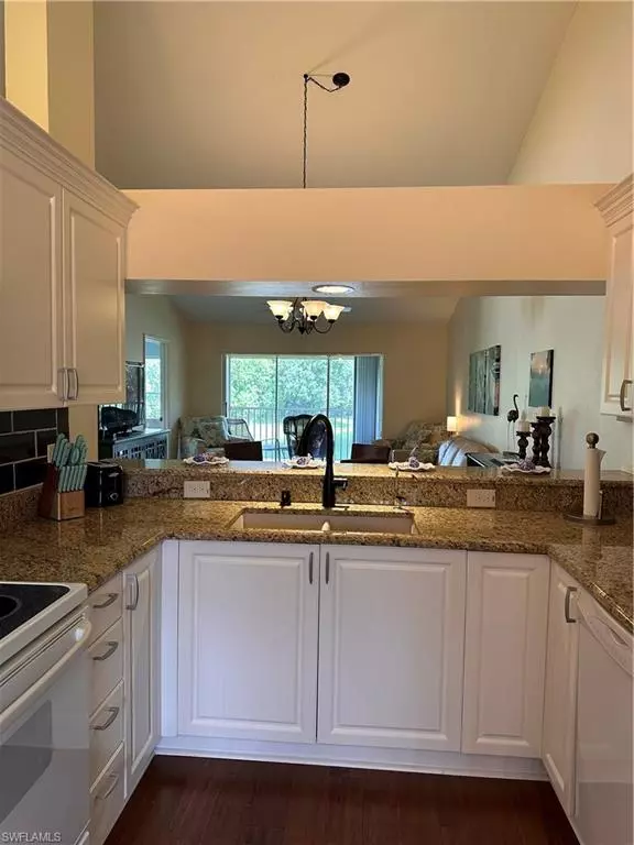 Naples, FL 34104,321 Robin Hood CIR #201