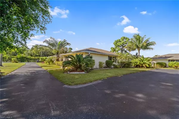 Naples, FL 34112,50 Glades BLVD #1