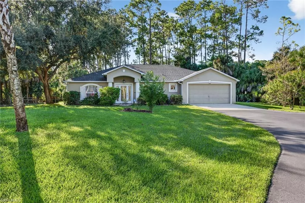 Naples, FL 34117,1741 17th ST SW