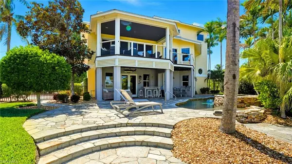 290 Dundee RD, Fort Myers Beach, FL 33931