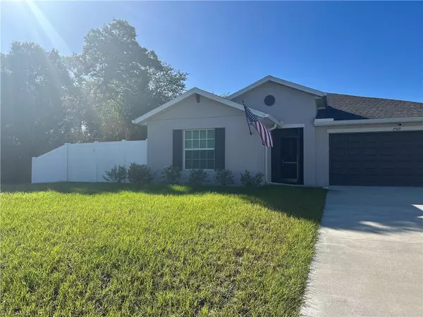 2503 55th ST SW, Lehigh Acres, FL 33976