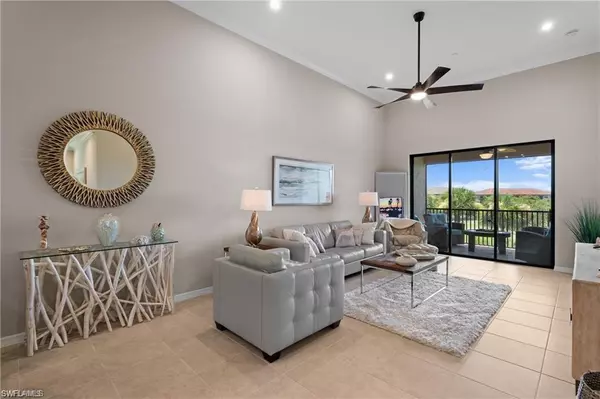 Naples, FL 34119,9402 Pocida CT #204