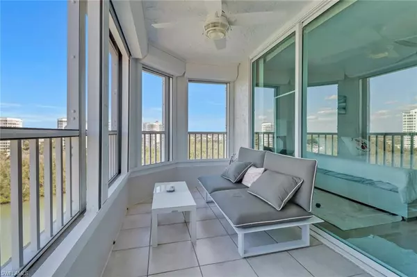 Naples, FL 34108,25 Bluebill AVE #A906