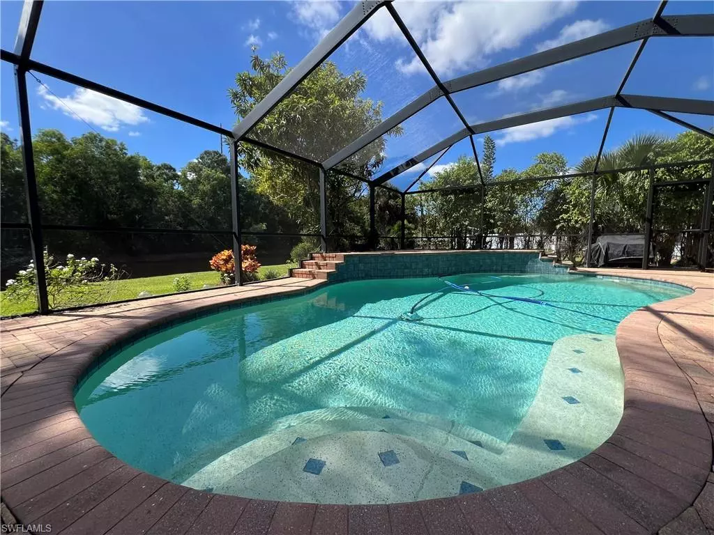 Naples, FL 34116,4724 32nd AVE SW