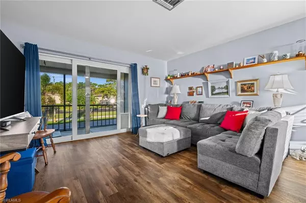 Naples, FL 34112,185 PALM DR #P