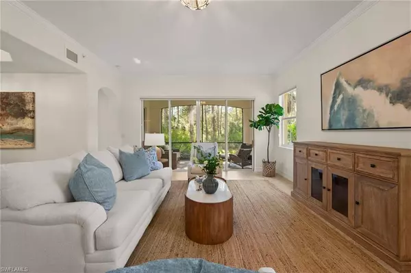 Naples, FL 34109,2886 Castillo CT #101