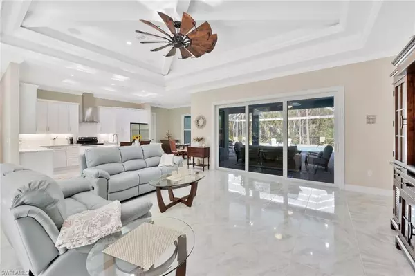 Naples, FL 34120,589 12th AVE NW