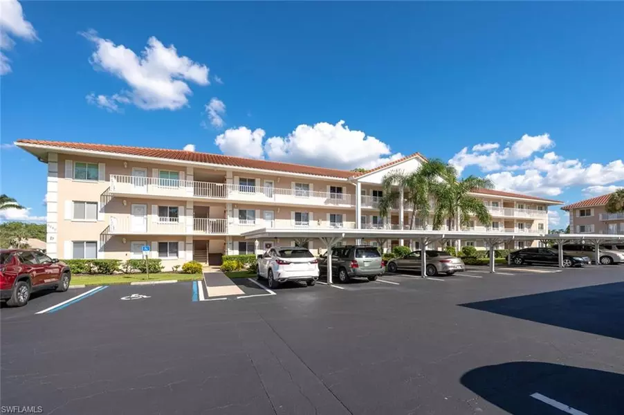 5980 Amherst DR #D104, Naples, FL 34112