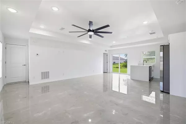Lehigh Acres, FL 33974,416 Pinehurst AVE