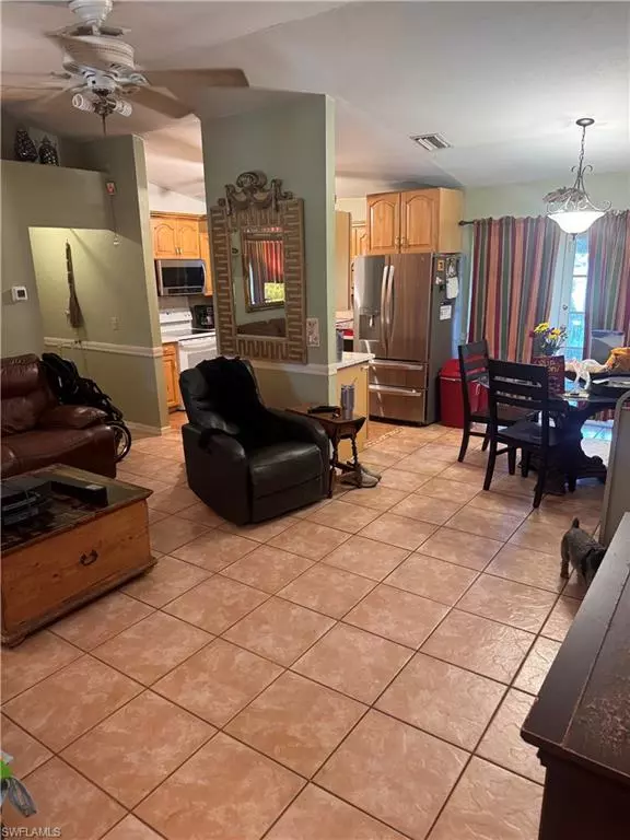 Naples, FL 34120,460 12th ST NE