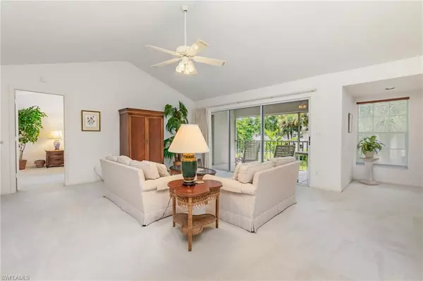 Bonita Springs, FL 34134,4111 Lake Forest DR #523