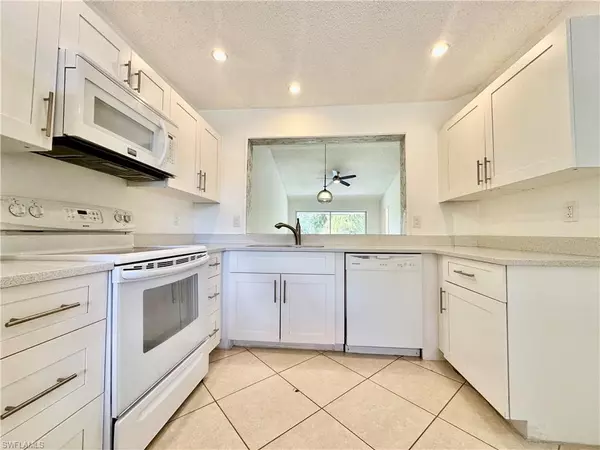 Naples, FL 34104,709 Landover CIR #202