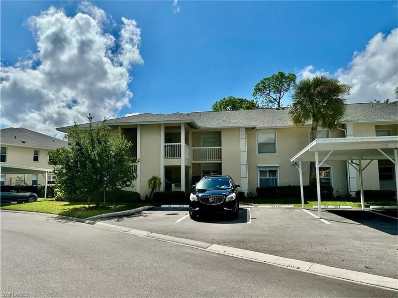 709 Landover CIR #202, Naples, FL 34104