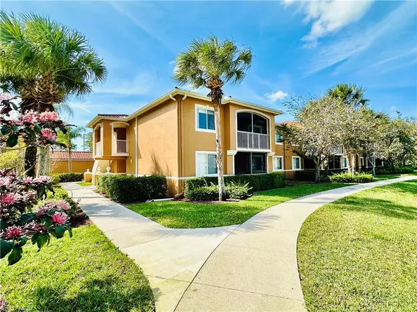 1820 Florida Club CIR #2210, Naples, FL 34112