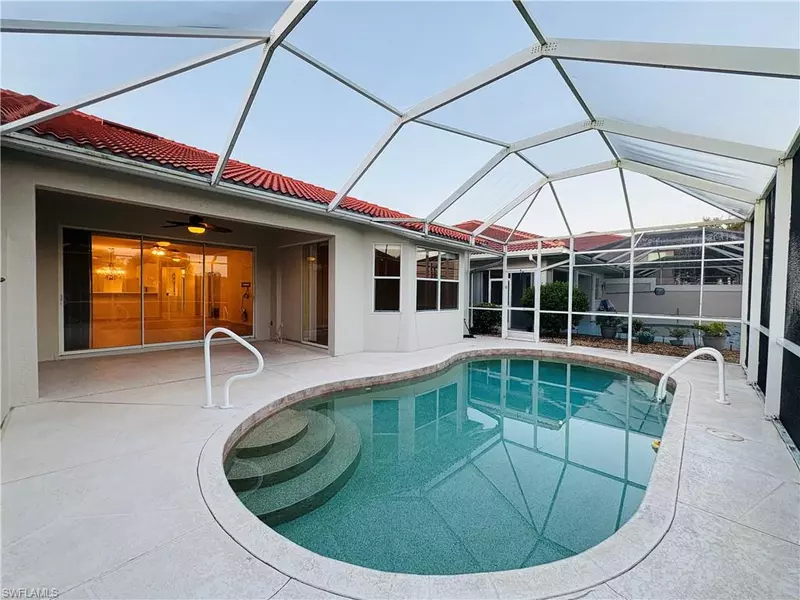 2045 Crestview WAY #A10, Naples, FL 34119